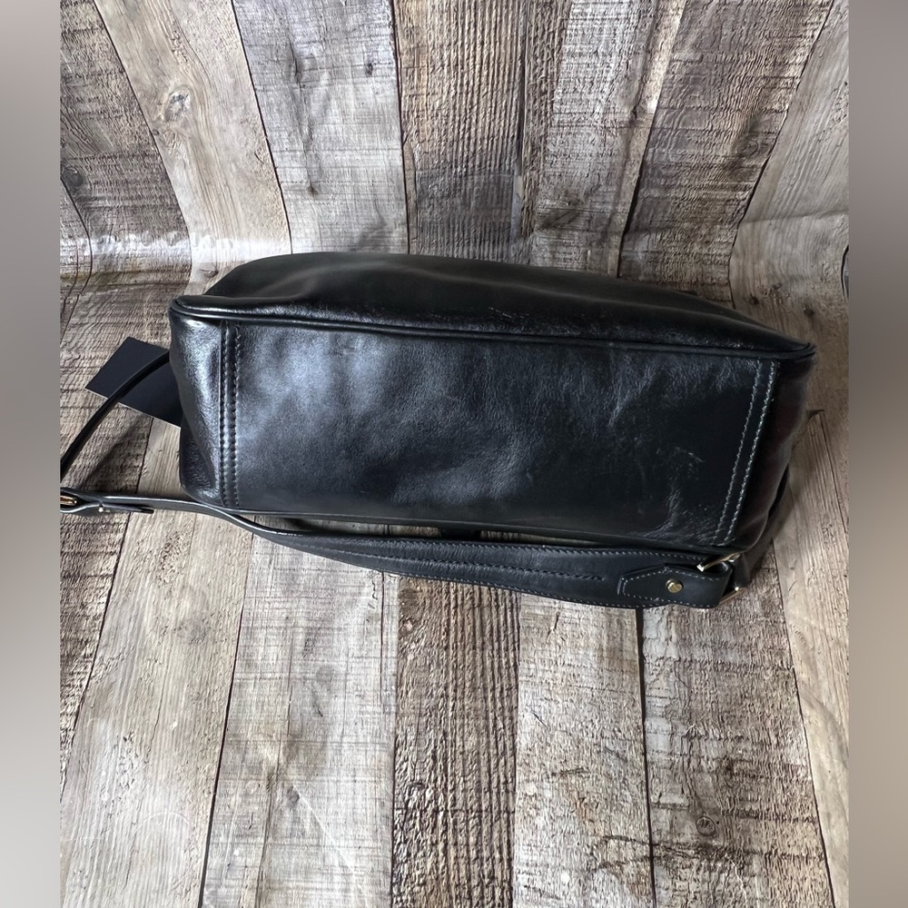 COLE HAAN BLACK LEATHER SHOULDER BAG HANDBAG PURSE SMALL SIZE - Picture 8 of 16